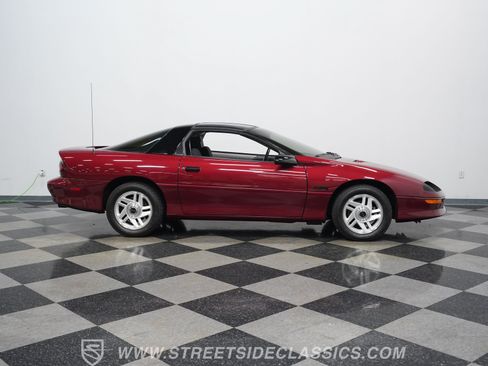 Used 1994 Chevrolet Camaro Z28 RWD image 14