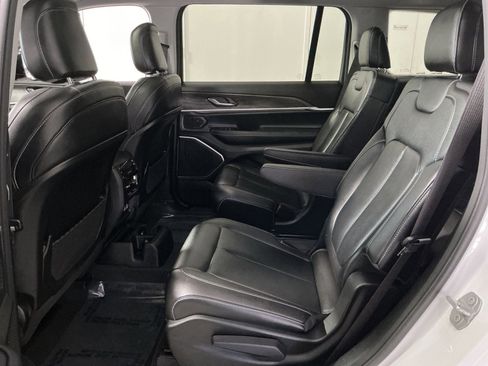 Used 2021 Jeep Grand Cherokee L Limited image 32