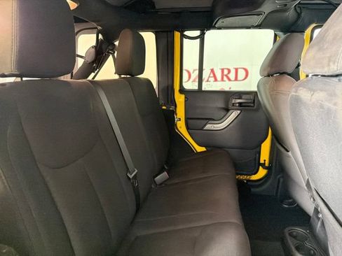Used 2015 Jeep Wrangler Unlimited Sport w/ Quick Order Package 24S AWD/4WD image 18