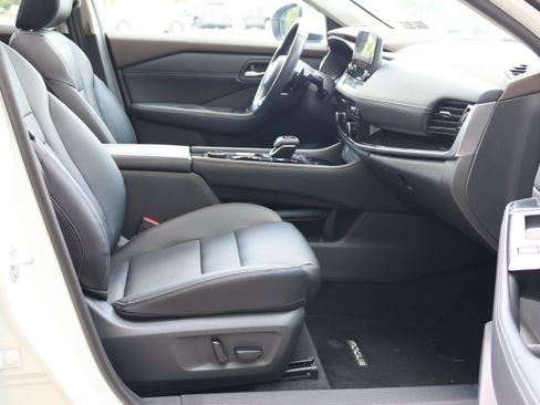 Used 2023 Nissan Rogue SL w/ SL Premium Package AWD/4WD image 37