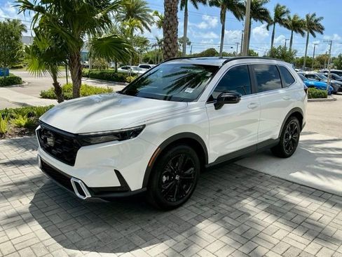 Certified 2025 Honda CR-V Sport Touring image 3