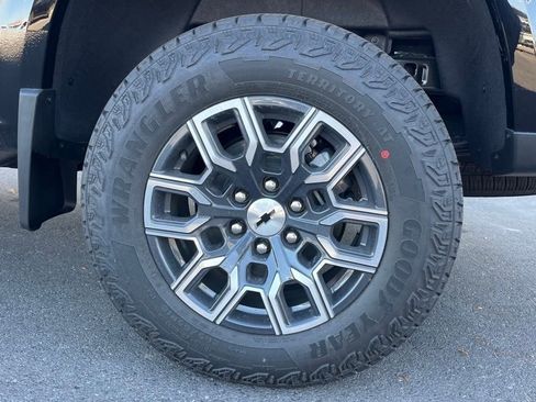 New 2026 Chevrolet Colorado Z71 w/ Technology Package image 32