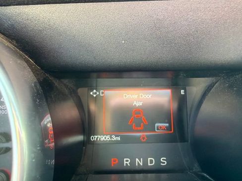 Used 2019 Ford Mustang Premium RWD image 13