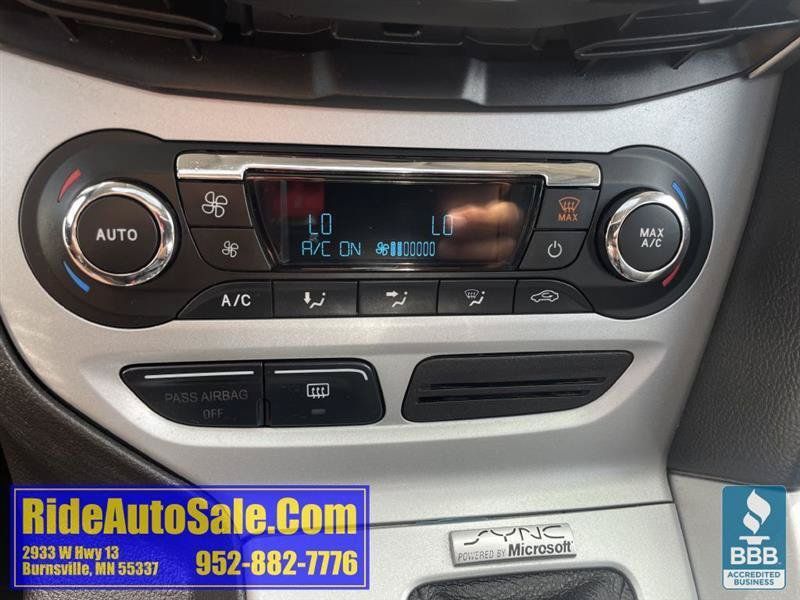 Used 2014 Ford Focus SE w/ Equipment Group 201A FWD image 35