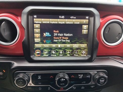 Used 2021 Jeep Wrangler Unlimited Rubicon image 14