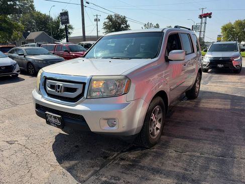 Used 2011 Honda Pilot Touring image 4