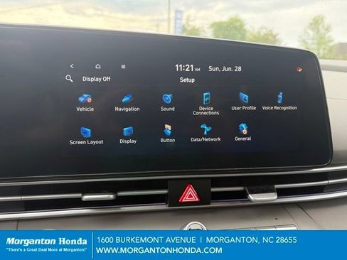 Used 2024 Hyundai Elantra SEL FWD image 23