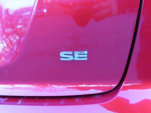 Used 2022 Mitsubishi Eclipse Cross SE image 8