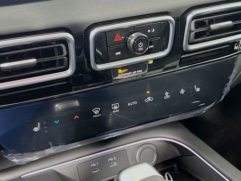 New 2026 Nissan Sentra SV w/ SV Convenience Package FWD image 14