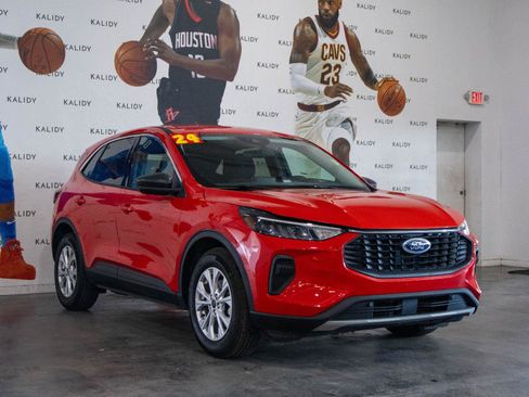Used 2024 Ford Escape Active FWD image 18