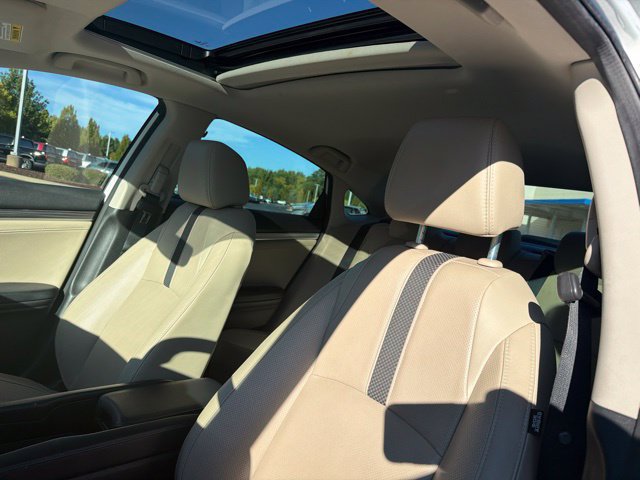 Used 2020 Honda Civic Touring image 14