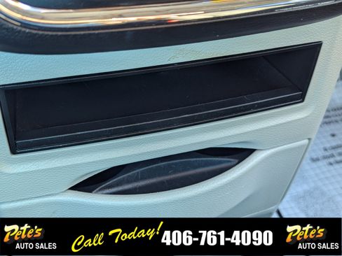 Used 2018 Dodge Grand Caravan SE w/ UConnect Hands-Free Group image 23