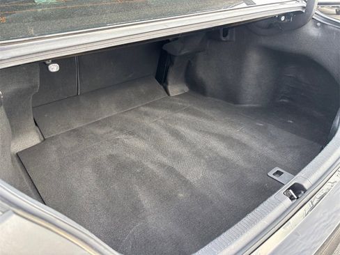 Used 2021 Toyota Camry LE image 30