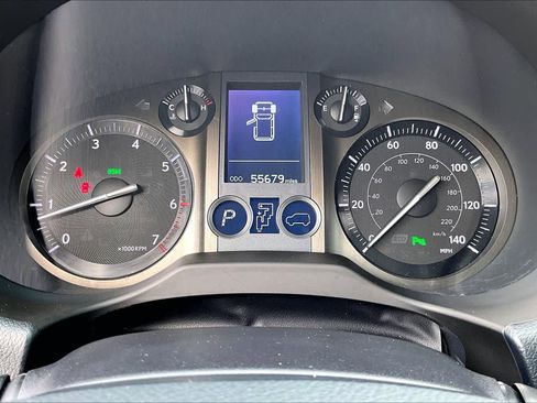 Used 2018 Lexus GX 460 Premium image 24