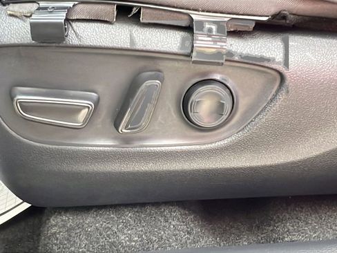 Used 2024 Toyota RAV4 XLE FWD image 15
