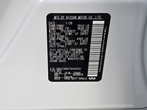 New 2026 INFINITI QX80 4WD w/ Sport Exterior Package image 24