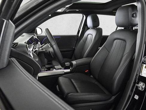 Certified 2023 Mercedes-Benz EQB 350 4MATIC SUV w/ Exclusive Package image 18