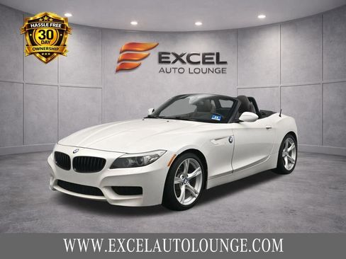 Used 2012 BMW Z4 sDrive28i image 1