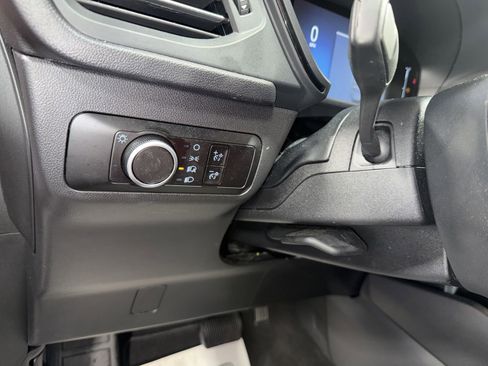 Used 2025 Ford Escape ST-Line AWD/4WD image 30