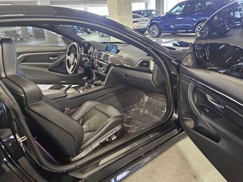 Used 2019 BMW M4 Coupe w/ Competition Package image 32