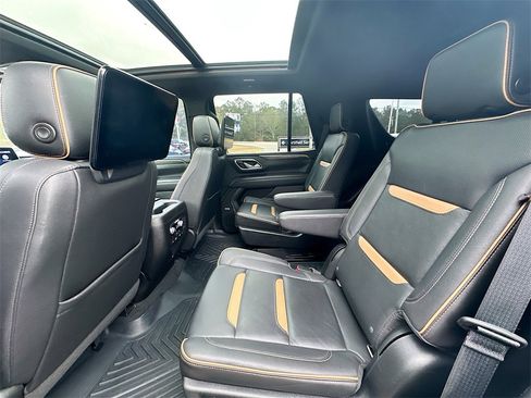Used 2021 GMC Yukon AT4 w/ AT4 Premium Package image 4
