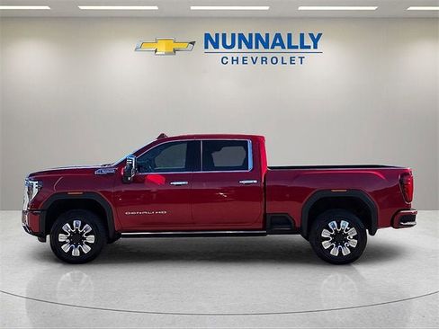 Used 2024 GMC Sierra 2500 Denali w/ Denali Reserve Package image 2