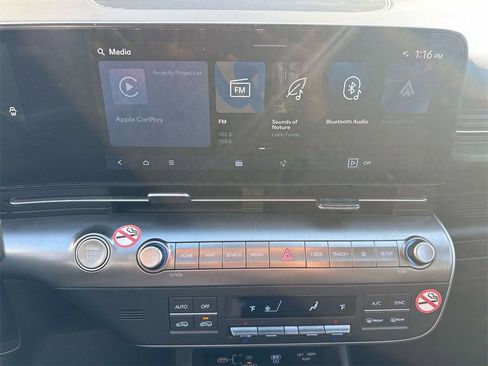 Used 2024 Hyundai Kona SEL image 20