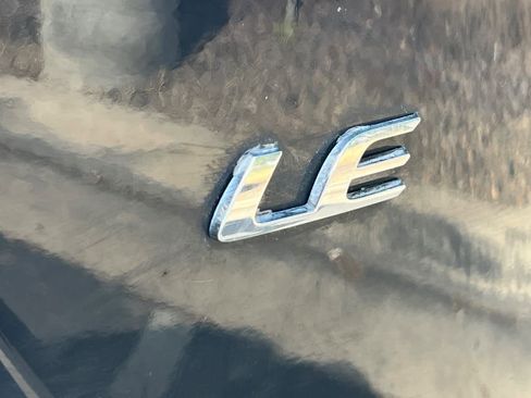 Used 2024 Toyota Corolla LE FWD image 26