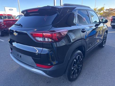 Used 2022 Chevrolet TrailBlazer LT w/ Convenience Package image 6