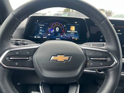 Certified 2025 Chevrolet Equinox LT image 25