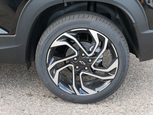 New 2026 Chevrolet TrailBlazer RS w/ Convenience Package AWD/4WD image 3