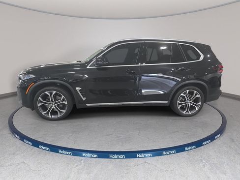 Used 2025 BMW X5 xDrive40i w/ Parking Assistance Package AWD/4WD image 8