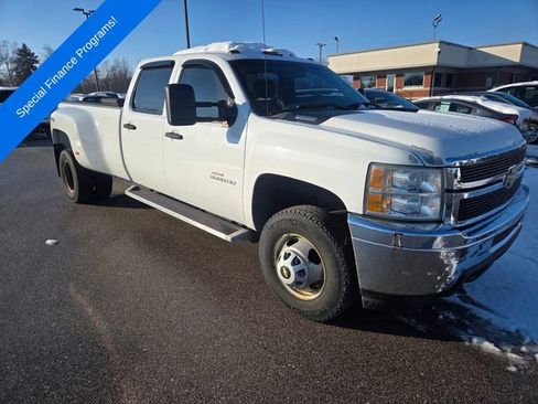 Used 2012 Chevrolet Silverado 3500 W/T image 3