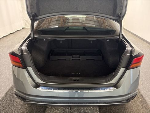 Used 2022 Nissan Altima 2.5 SV image 6