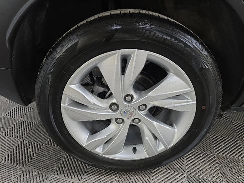 Used 2024 Buick Encore GX Preferred AWD/4WD image 13