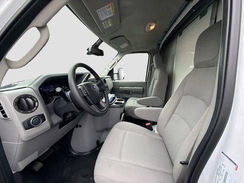 New 2026 Ford E-450 and Econoline 450 Super Duty w/ Power Equipment Group image 10