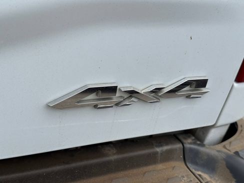 Used 2024 RAM 2500 Big Horn w/ Off Road Package AWD/4WD image 21