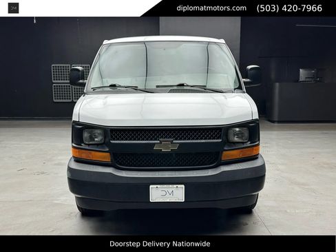 Used 2017 Chevrolet Express 2500 LS image 10