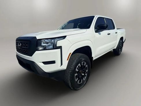 Used 2022 Nissan Frontier S w/ Technology Package AWD/4WD image 6