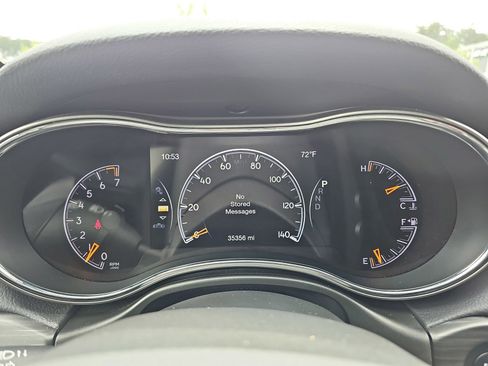 Used 2022 Jeep Grand Cherokee Laredo X AWD/4WD image 8