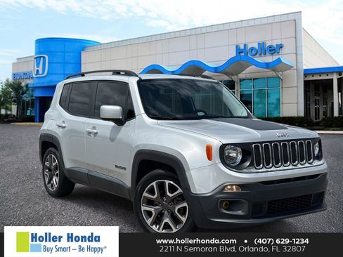 Used 2017 Jeep Renegade Latitude FWD image 1