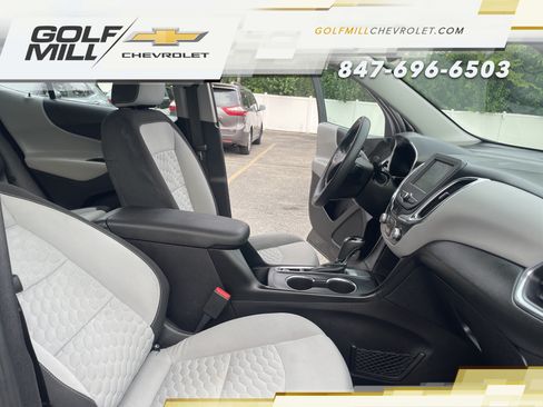 Used 2018 Chevrolet Equinox LS FWD image 30