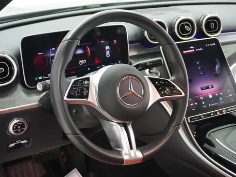 Used 2025 Mercedes-Benz C 300 Sedan image 16