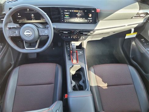 New 2025 Nissan Kicks SR w/ SR Premium Package image 6