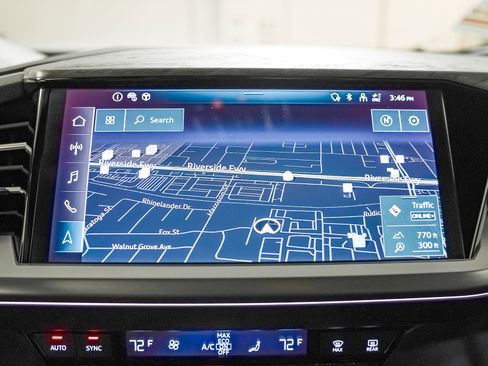 Used 2024 Audi Q4 e-tron Prestige w/ Black Optic Package image 19