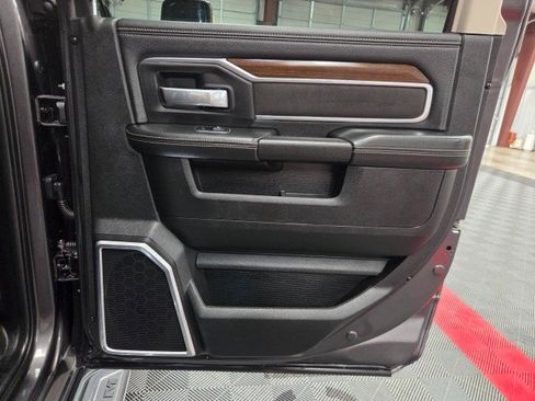 Used 2024 RAM 2500 Laramie image 36