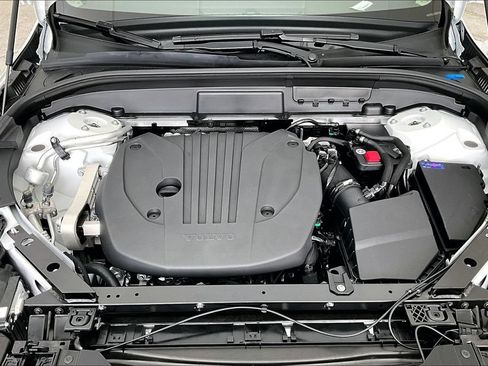 New 2026 Volvo XC60 B5 Core AWD/4WD image 31