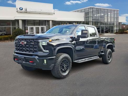 Used 2024 Chevrolet Silverado 2500 ZR2 w/ Technology Package image 1