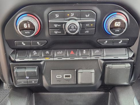 Used 2019 Chevrolet Silverado 1500 RST w/ All-Star Edition AWD/4WD image 21