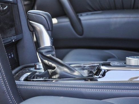 Used 2023 Nissan Armada Platinum w/ Captain's Chairs Package image 21